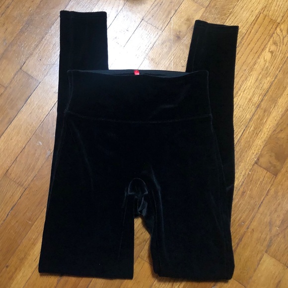 EUC Spanx Velvet Leggings - Picture 4 of 6